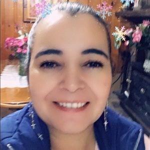 Meet your Posher, María